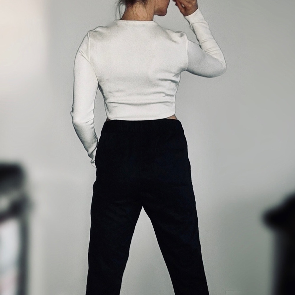 Zara Long Sleeve Cream Crop Top